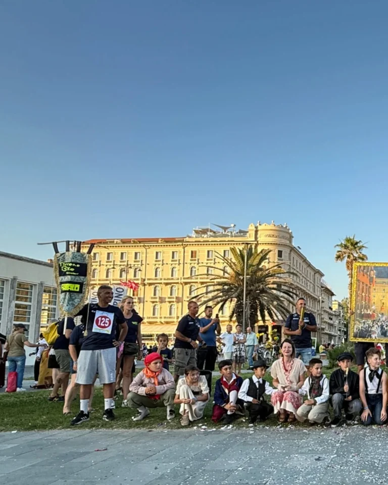 Instagram post from meetingviareggio. This post is in position 2.