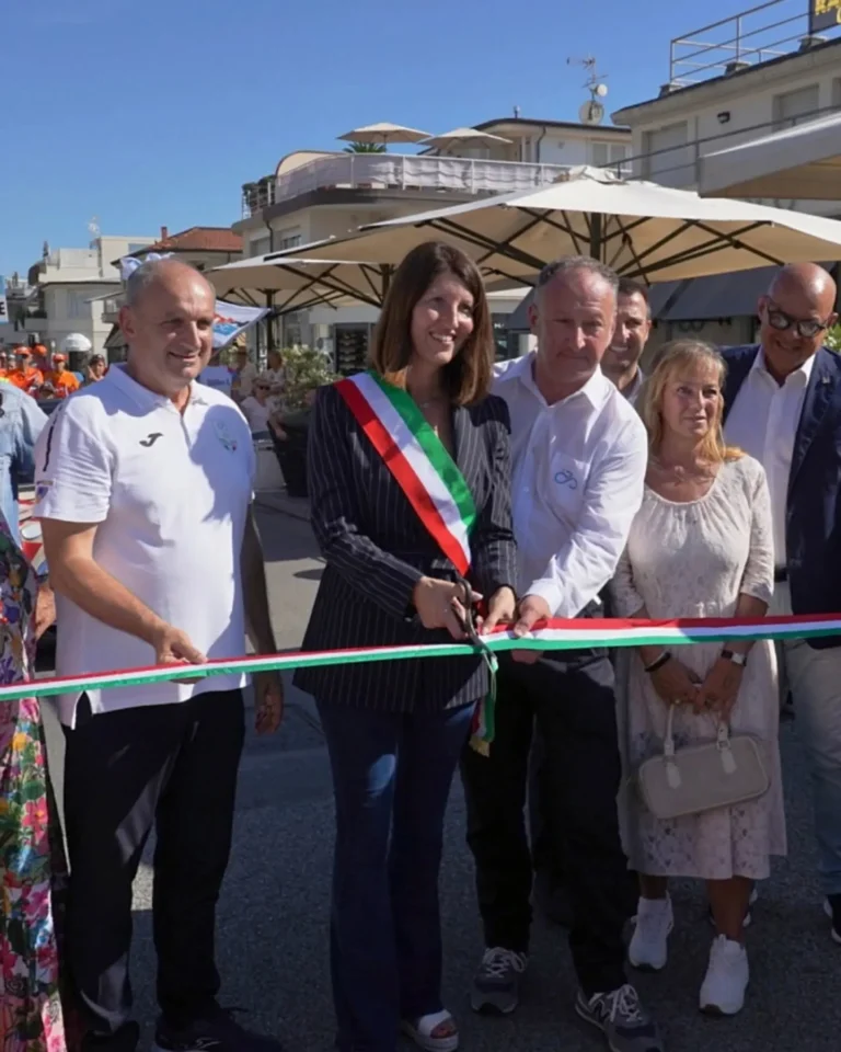 Instagram post from meetingviareggio. This post is in position 0.