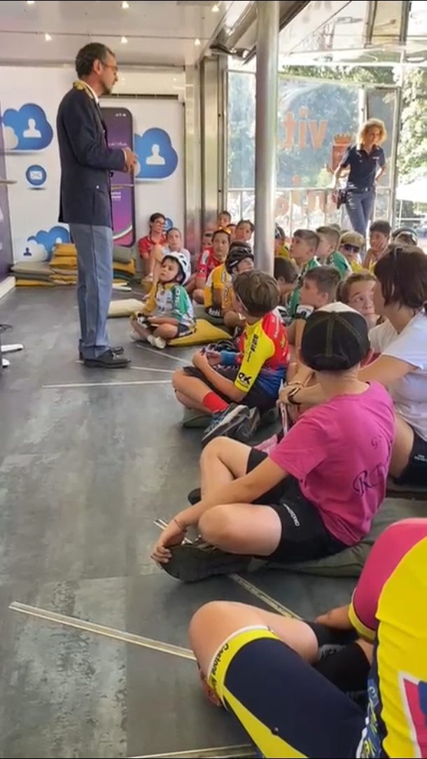 Instagram post from meetingviareggio. This post is in position 3.