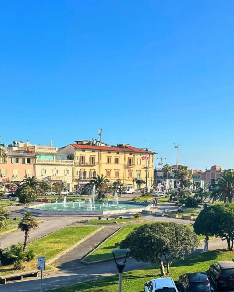 Instagram post from meetingviareggio. This post is in position 0.