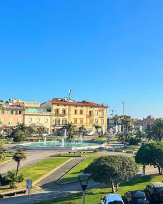 Instagram post from meetingviareggio. This post is in position 8.