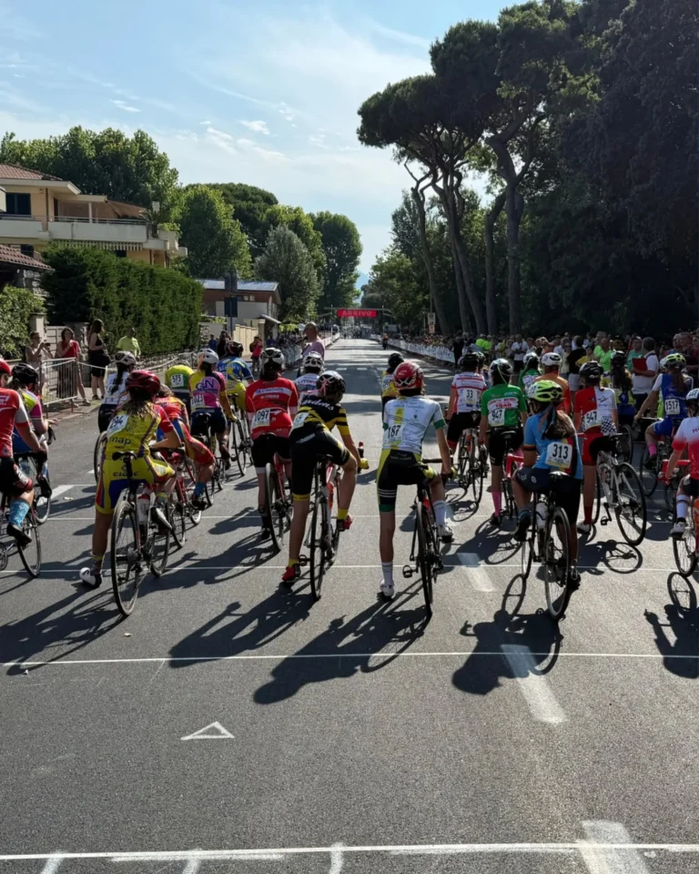 Instagram post from meetingviareggio. This post is in position 0.