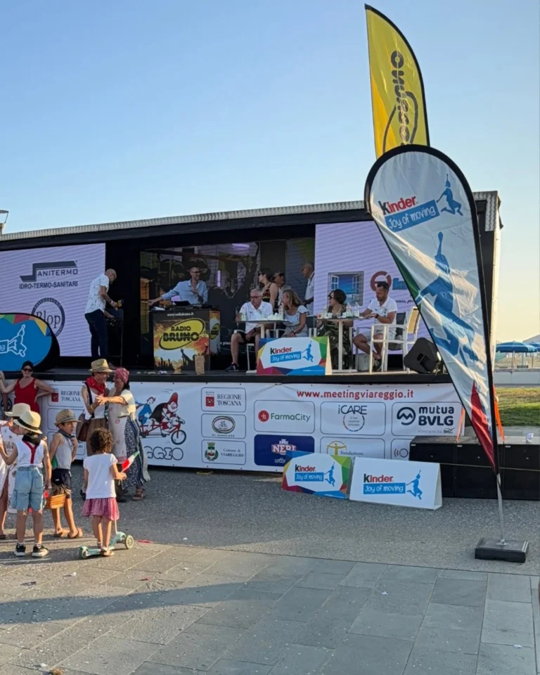 Instagram post from meetingviareggio. This post is in position 5.
